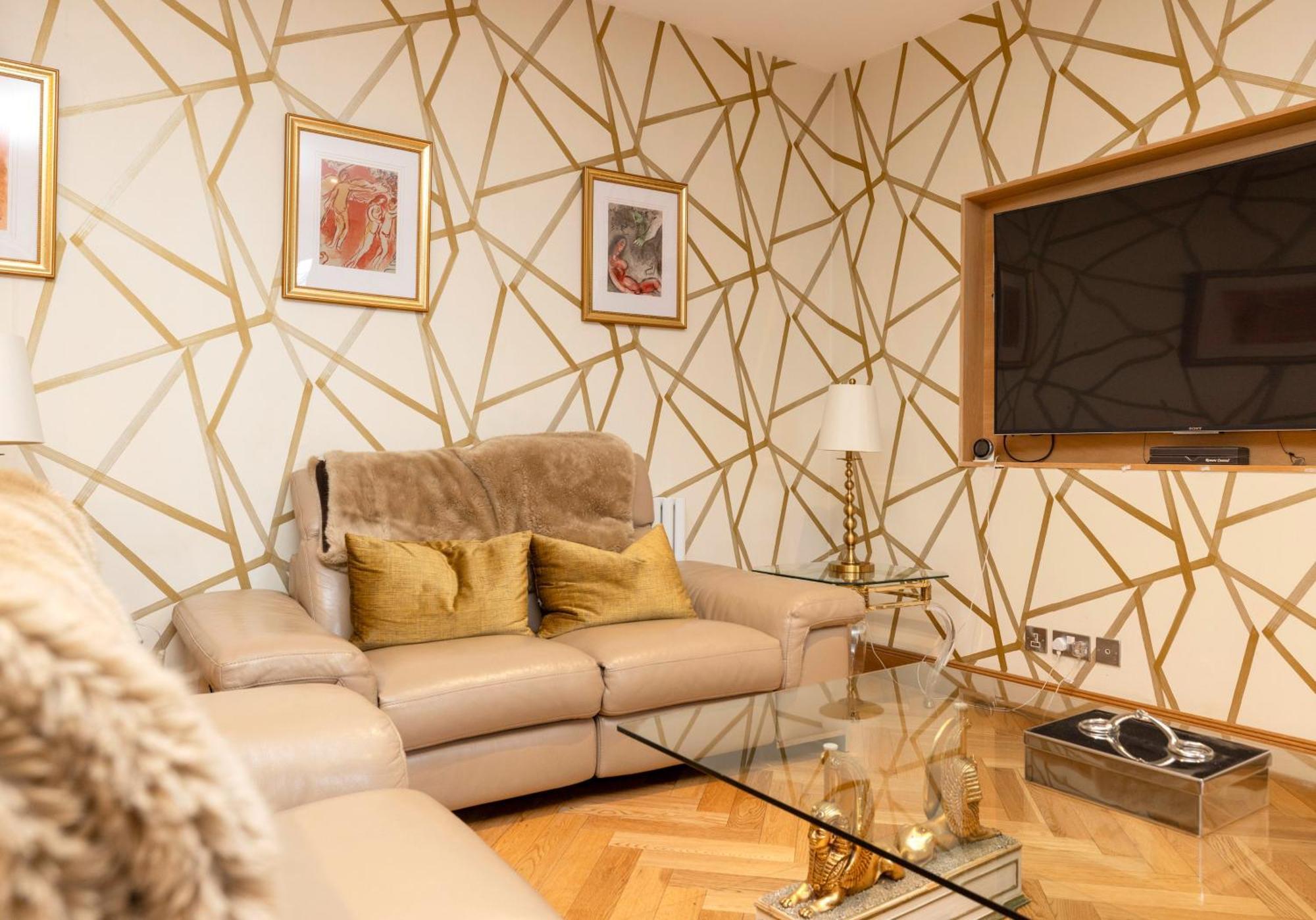 Beautiful 3bed On York Place Appartement